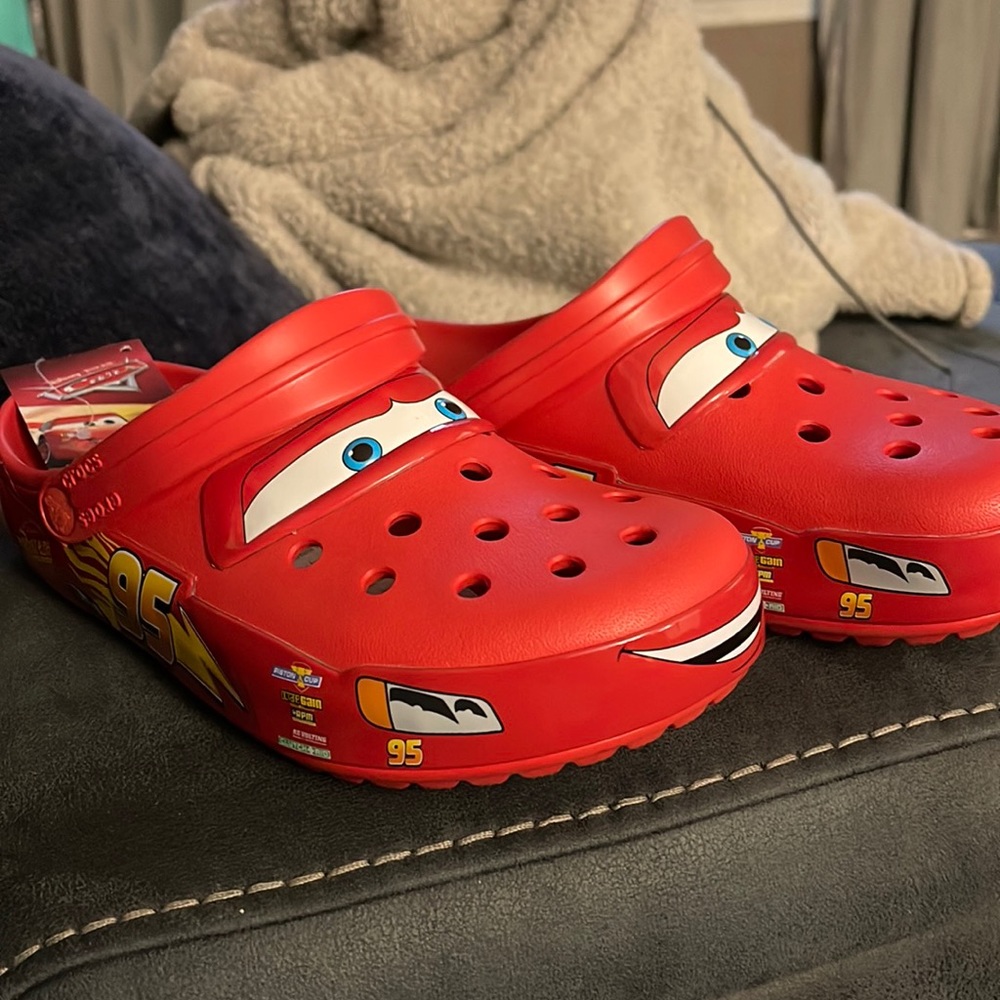 Lightning McQueen Crocs